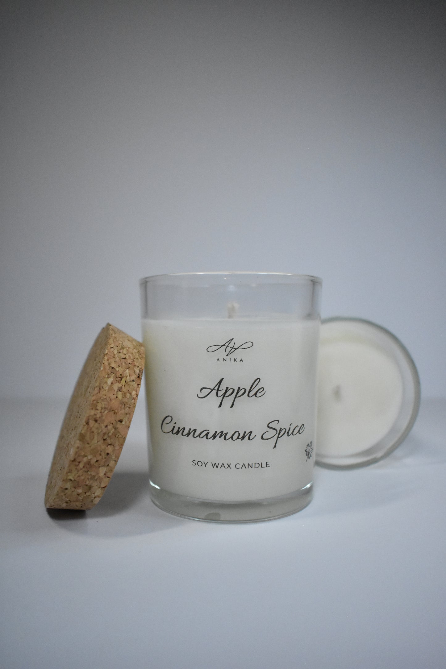 Apple Cinnamon Spice sójová sviečka v skle 150g