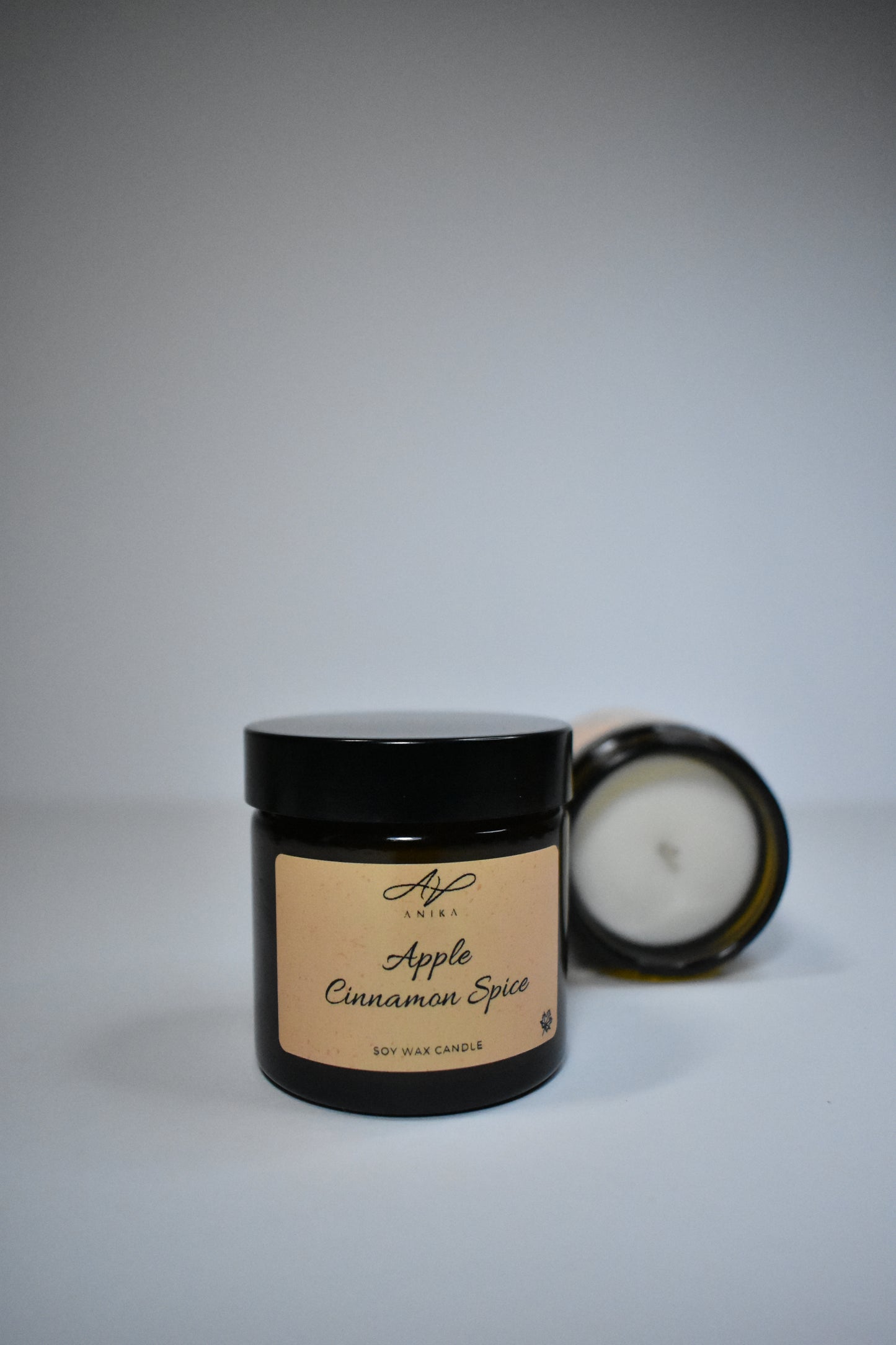 Apple Cinnamon Spice sójová sviečka v skle 50g