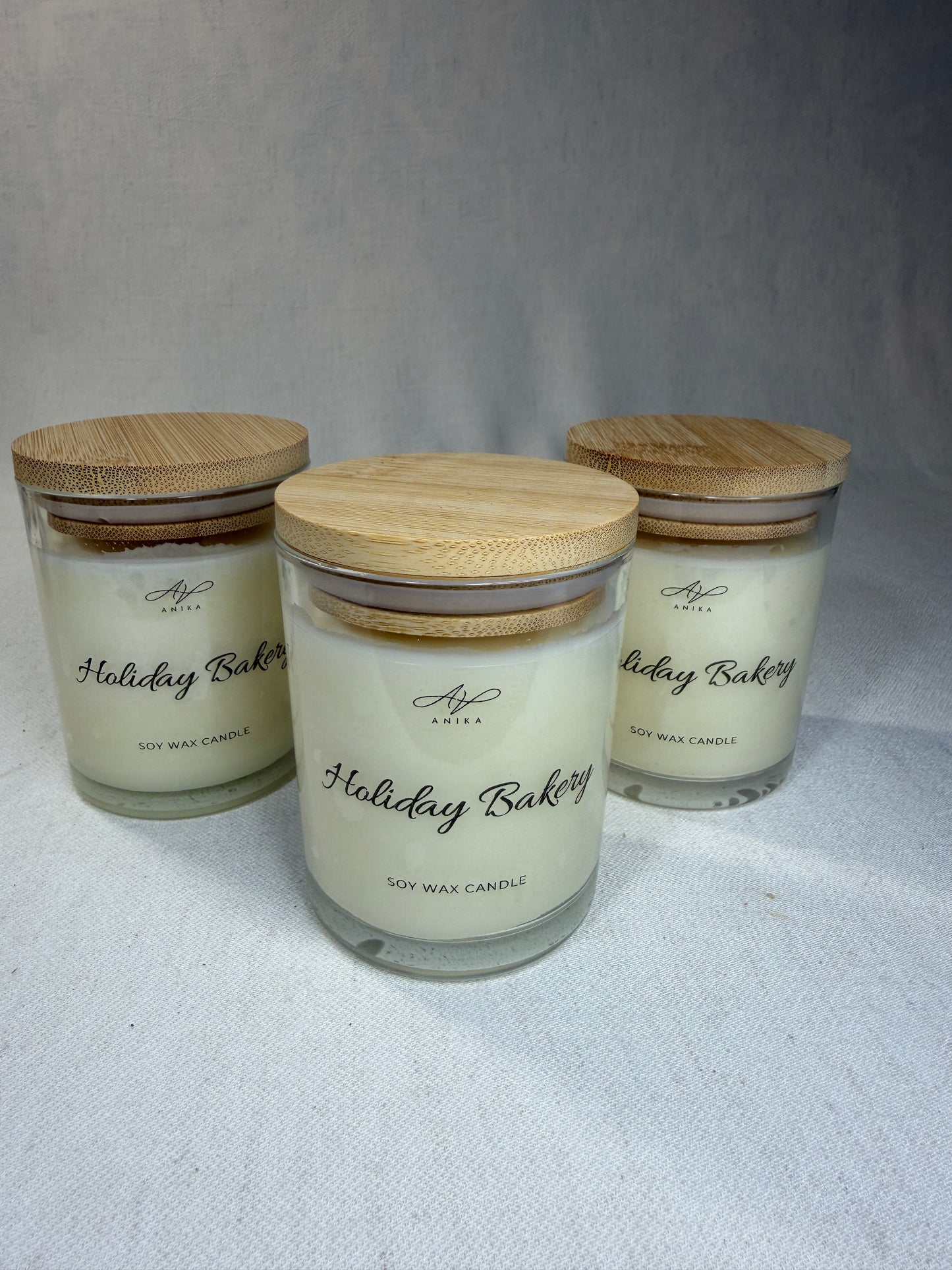 Holiday Bakery sójová sviečka v skle 150g